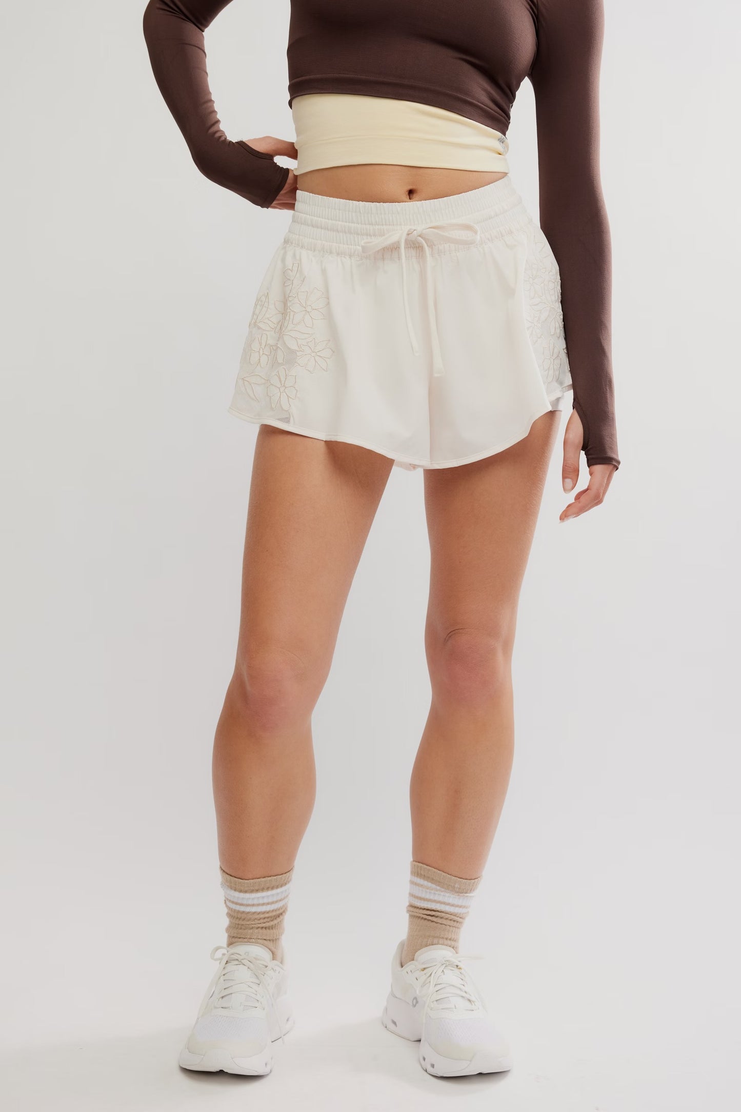 WILD BLOOM SHORTS