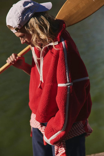 CANDY APPLE SWEAT