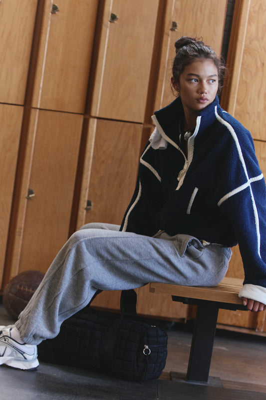 NAVY MOUNTAIN HIGH SWEATER