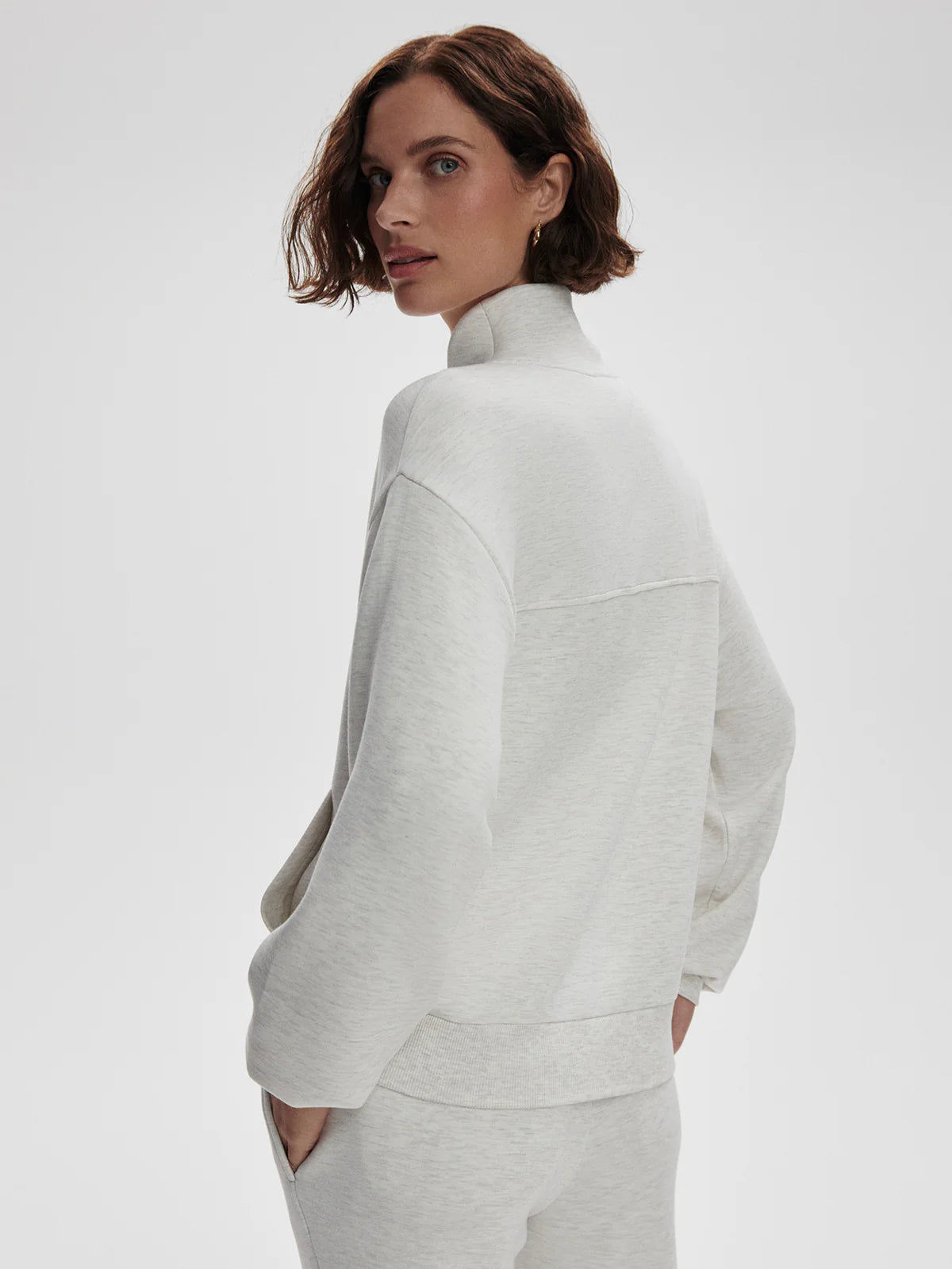 BUTTON SWEAT