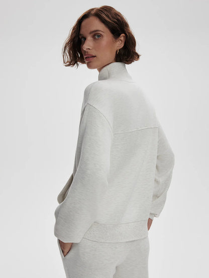 BUTTON SWEAT