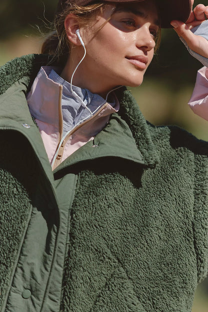 GREEN OLIVE VEST
