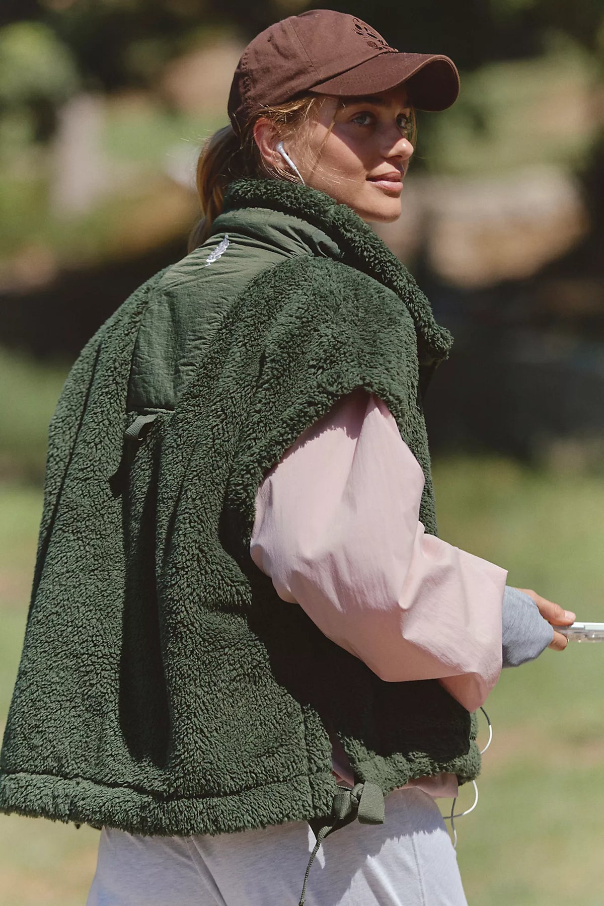 GREEN OLIVE VEST
