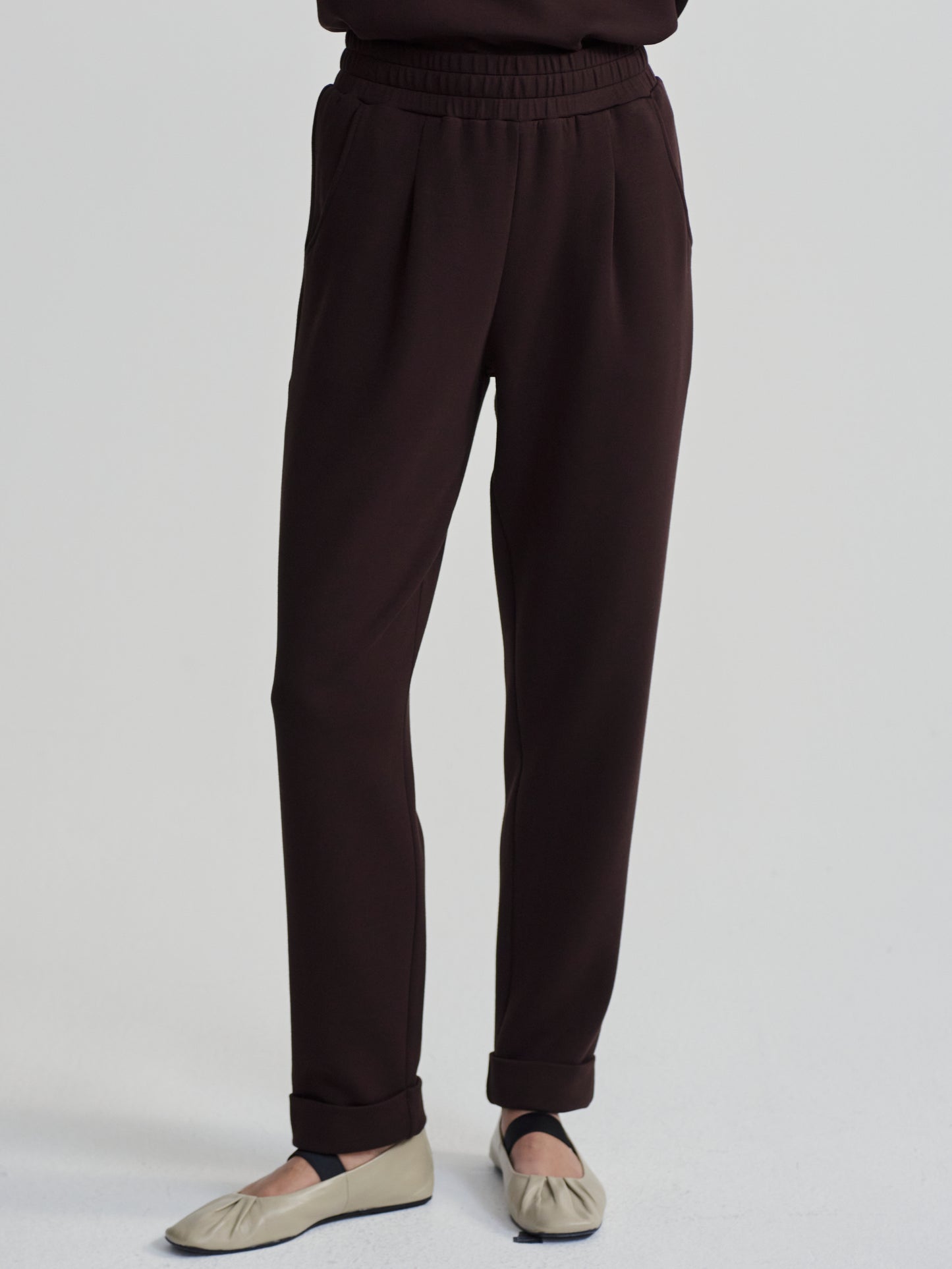 THE ROLLED CUFF PANT COFFEE BEAN